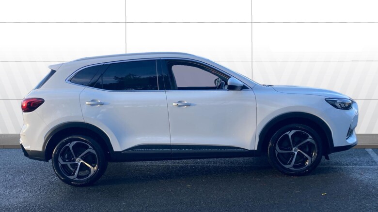 MG HS 1.5 T-GDI Trophy 5dr DCT Petrol Hatchback